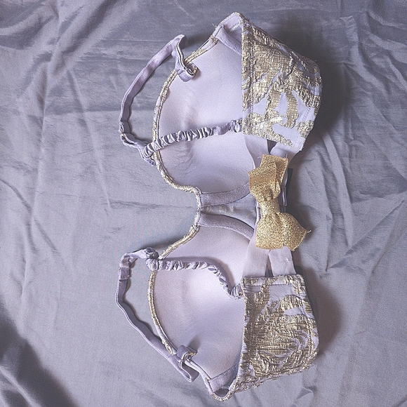 Victoria's Secret Push Up Bra 34B - Designer Collection - Picture 4 of 6
